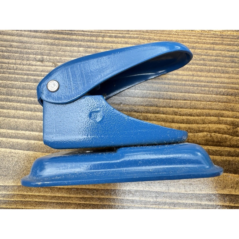 Vintage Ecolbur No 247 Hole Punch NOS Blue Metal Single Paper Punch w Box - Picture 4 of 15